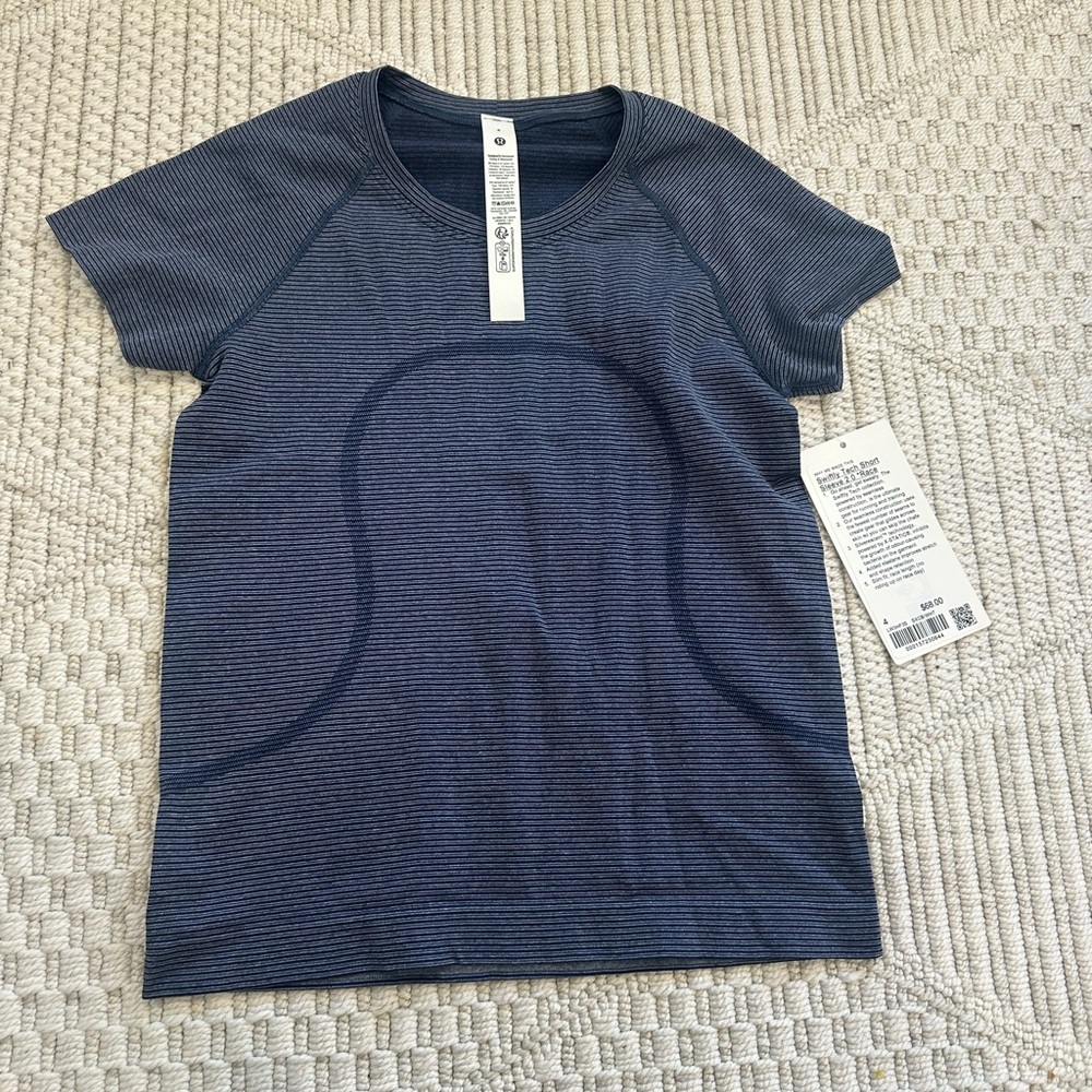 NWT Lululemon Swiftly Tech Short Sleeve Race Length